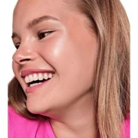 Barra iluminadora en stick Baby got glow 10 Golden ESSENCE, 1 ud