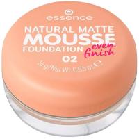 Maquillaje en mousse natural matte 02 ESSENCE, 1 ud